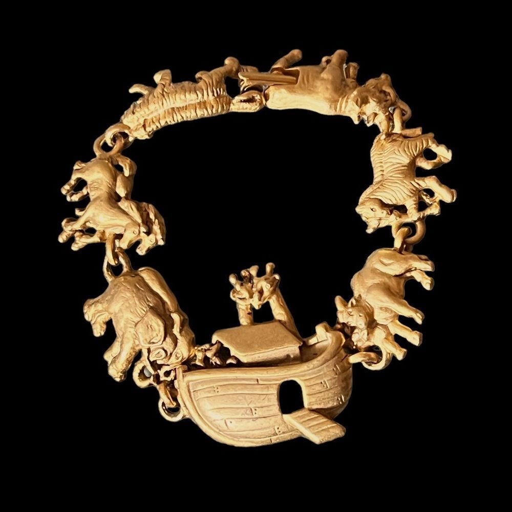 Brand New AJC Noah’s Ark Animal Pairs Matte Gold Tone Bracelet